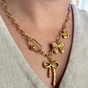 Gold Bow Charm Necklace